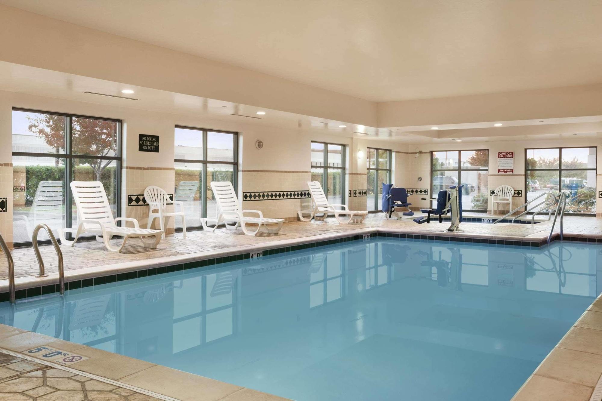 Wingate By Wyndham Chesapeake Ξενοδοχείο Εξωτερικό φωτογραφία